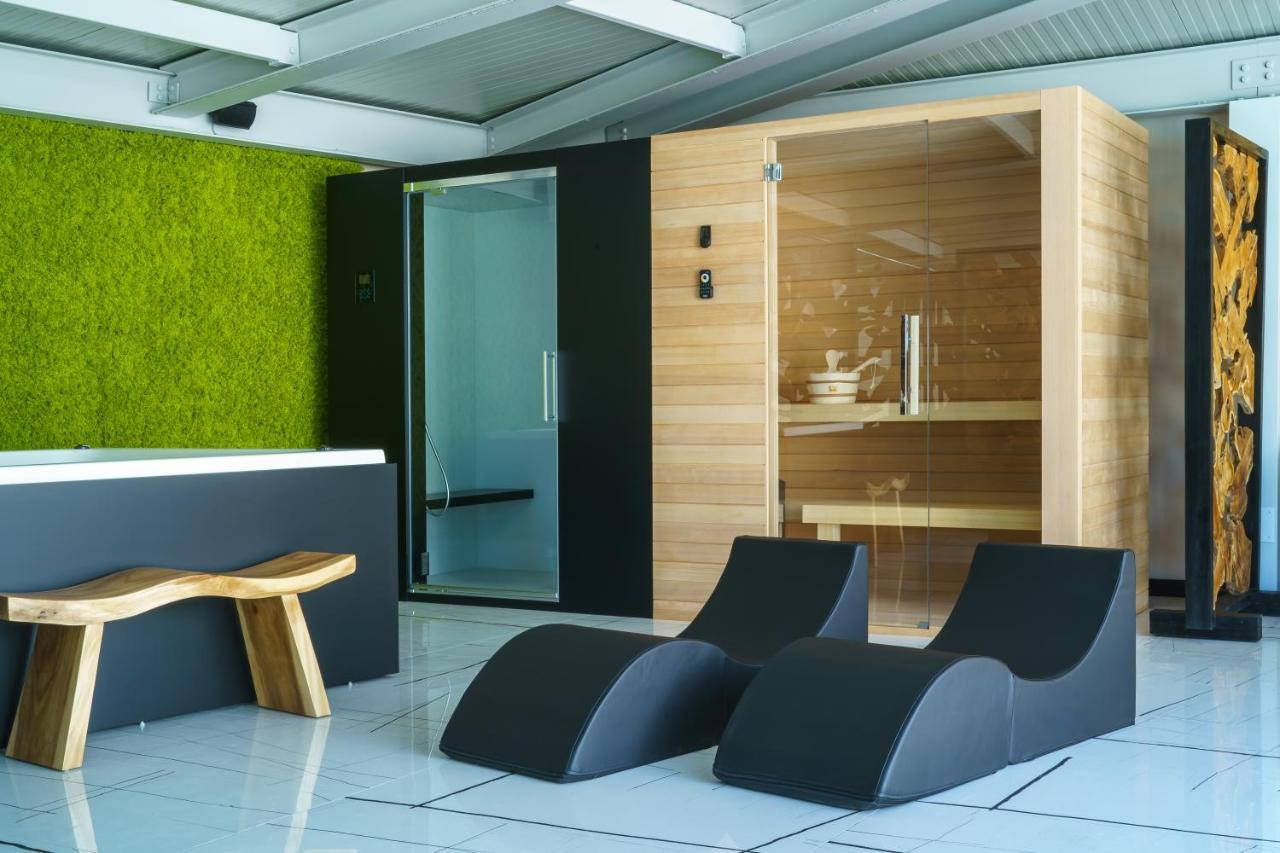 Terme di Miradolo Villa Vittoria B&B - Wellness מראה חיצוני תמונה